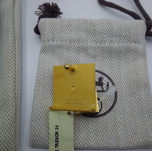 Hermes leather belt with padlock buckle - Picture 6 of 12